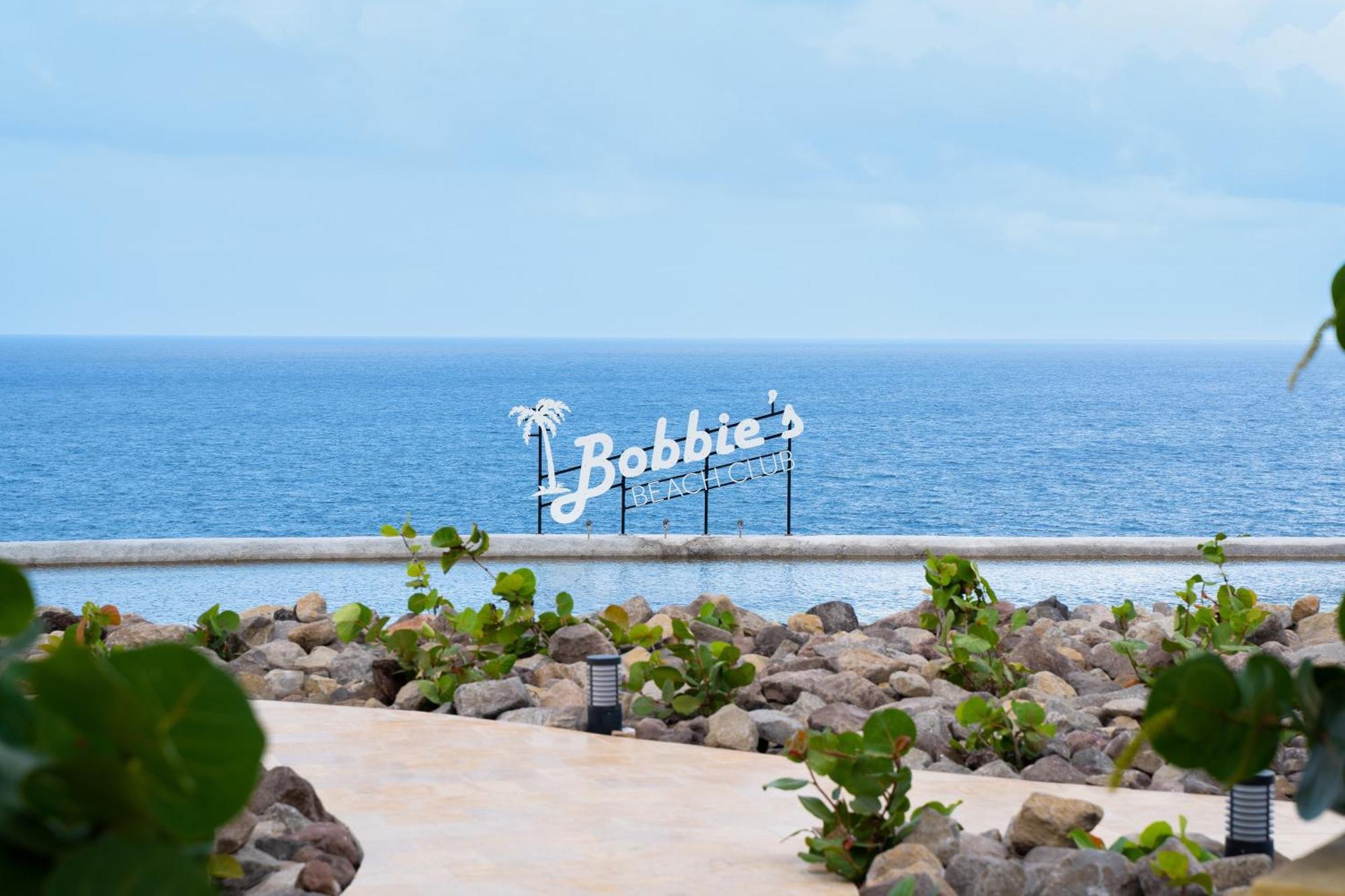 Golden Rock Dive And Nature Resort Ораниестад Екстериор снимка
